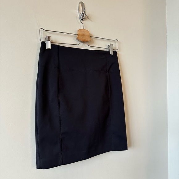 LULULEMON &go Cityfarer Skirt Dark Fuel (Size:6) - Picture 3 of 10
